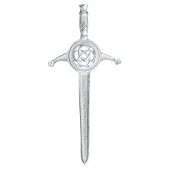 068 Interlace Kilt Pin