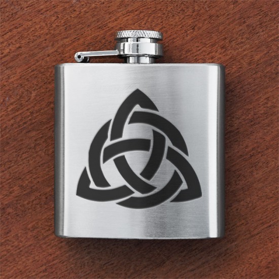 HF3 CI - Sporran Flask Celtic Interlace
